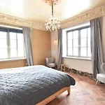Gutshof Detershagen L Kropelin